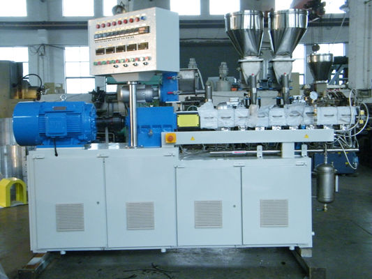 Chiny Wytłaczarka z podwójnym ślimakiem laboratoryjnym, Wytłaczarka laboratoryjna 5-10 kg / godz dostawca